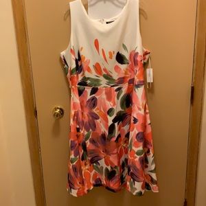 Sleeveless dress